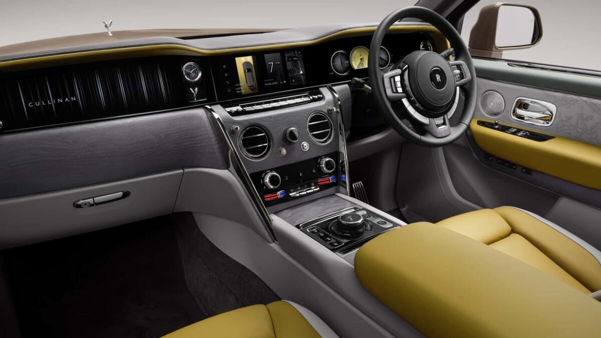 ROLLS-ROYCE