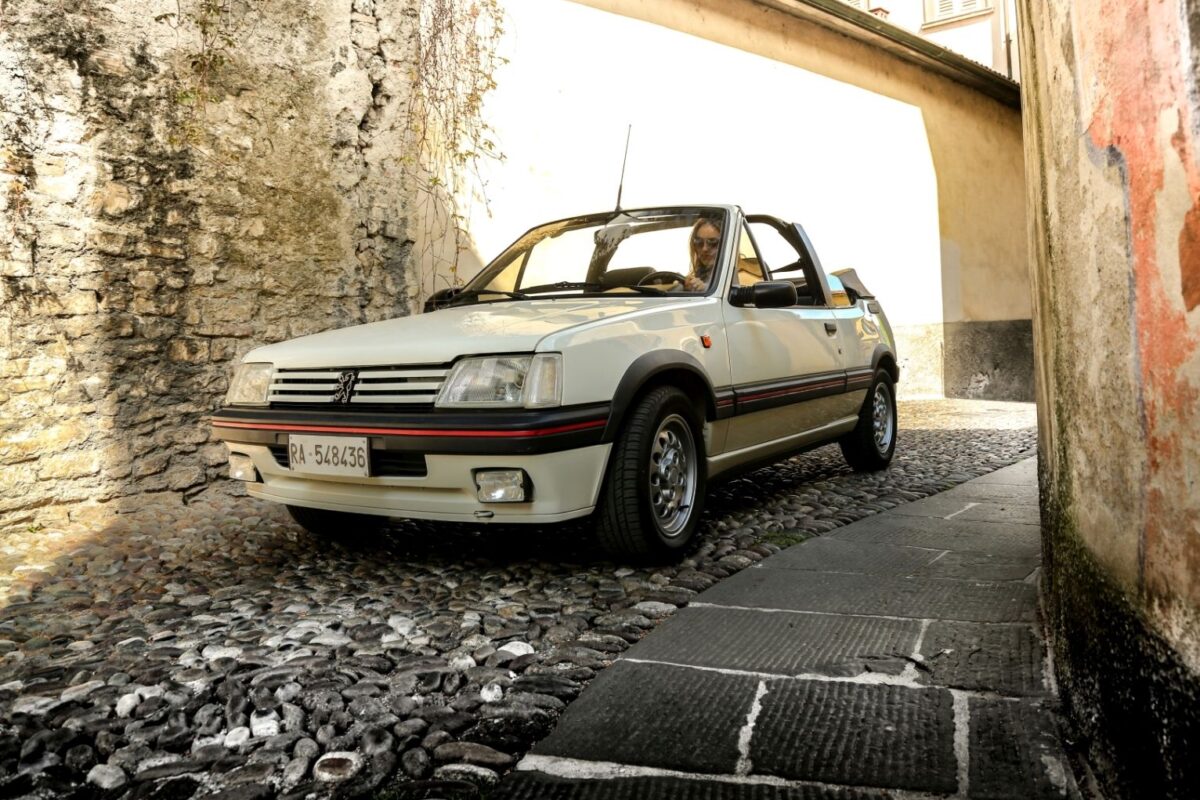 PEUGEOT