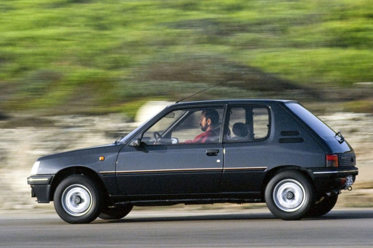 PEUGEOT