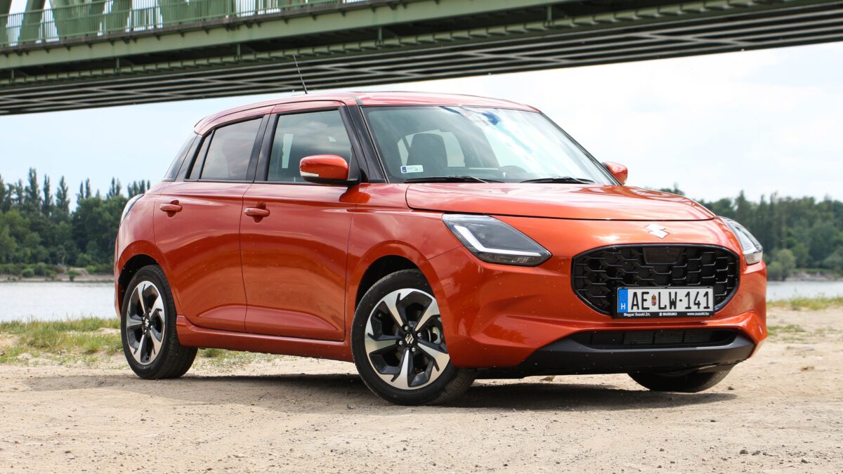 SUZUKI SWIFT