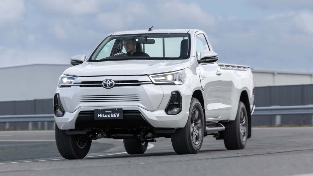 TOYOTA HI LUX