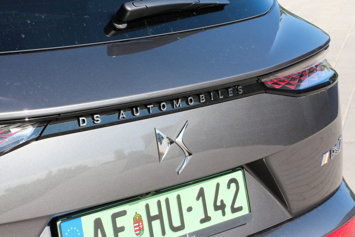 DS DS 7 Crossback