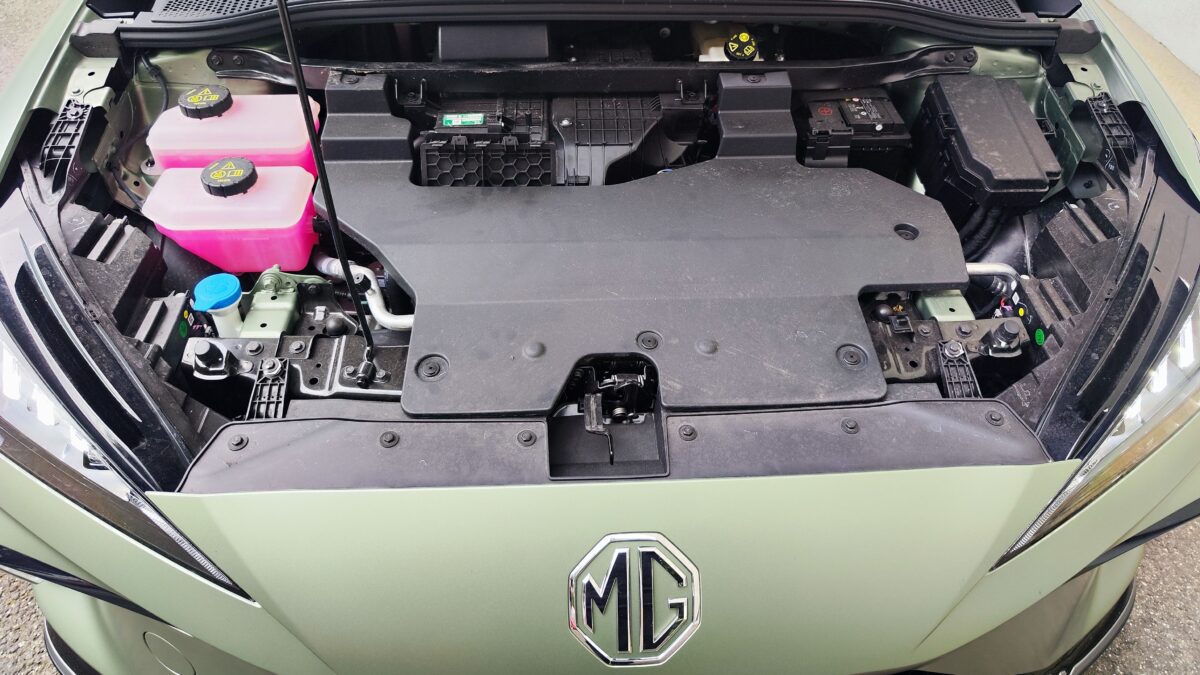 MG MG4