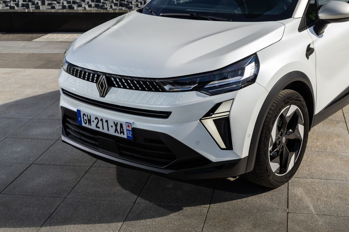 RENAULT