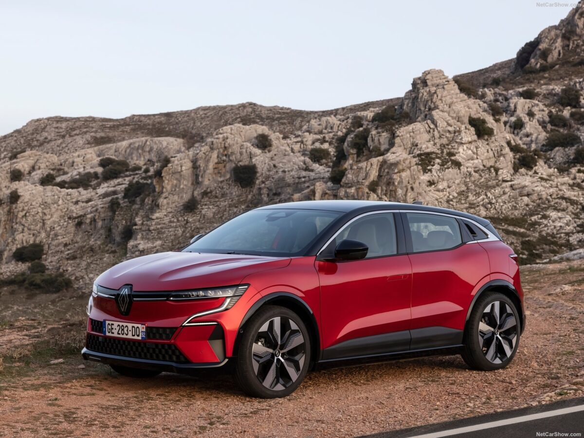 RENAULT
