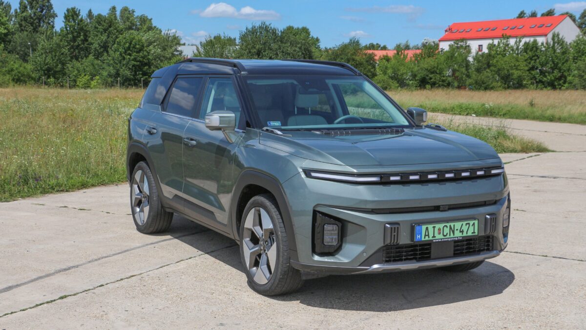 SSANGYONG TORRES