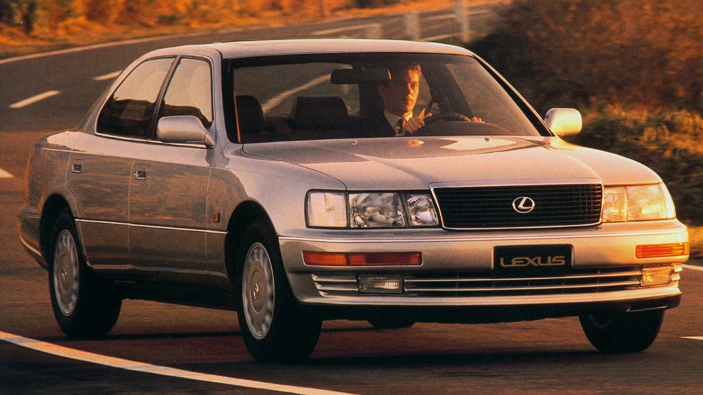 LEXUS