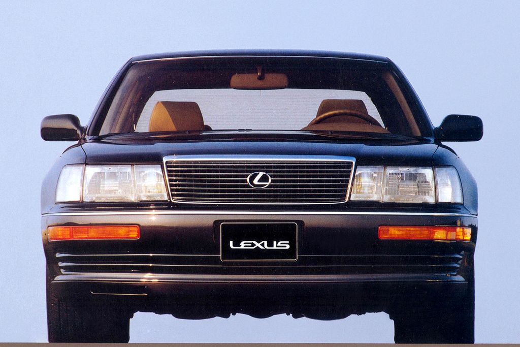 LEXUS
