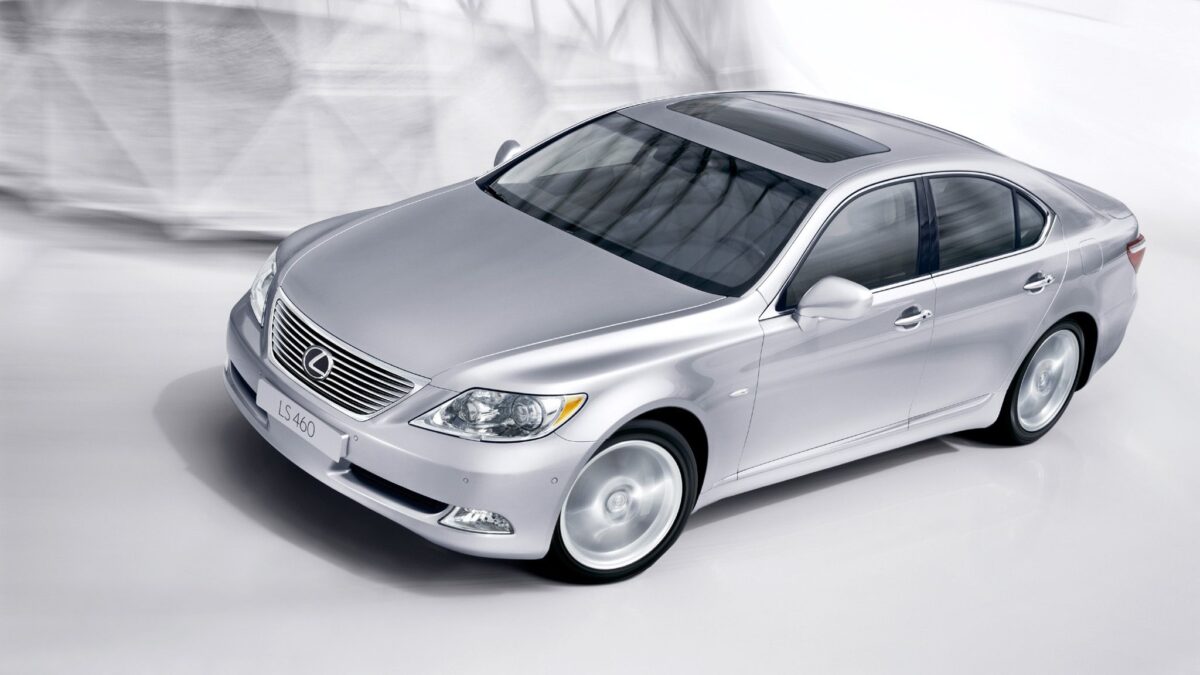 LEXUS