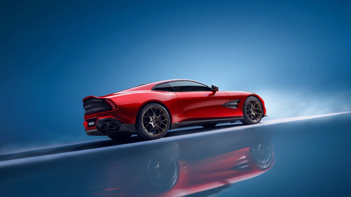 ASTON MARTIN VANQUISH