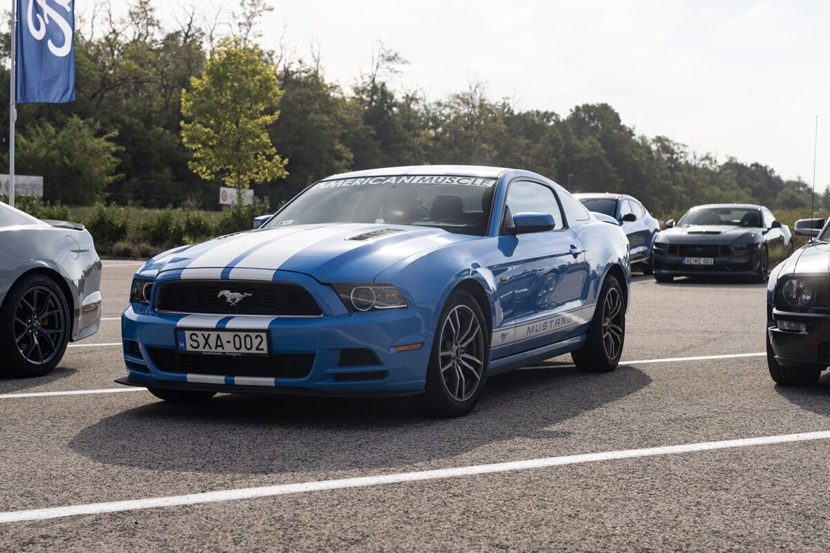 FORD