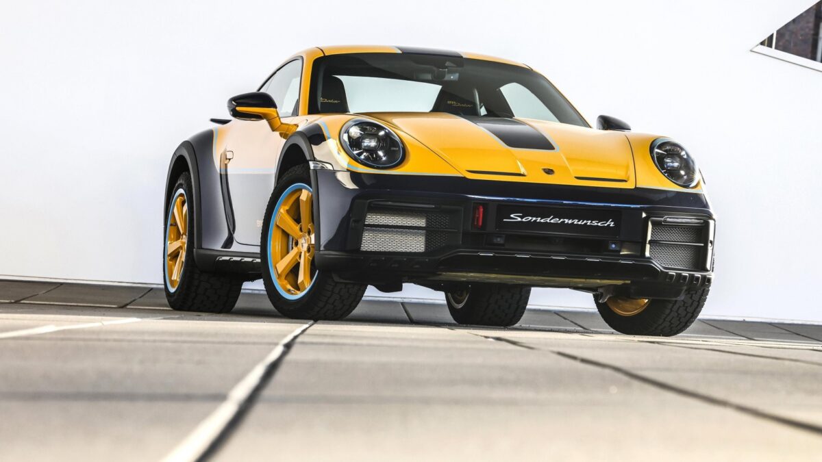 PORSCHE 911