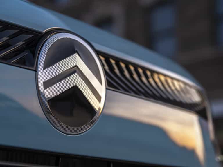 Olcsó villanyautóként térhet vissza a Citroën Kacsa?