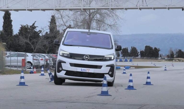 Jávorszarvasteszten járt az Opel kishaszongépjárműve!