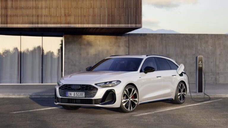 Beárazták Magyarországon is az új Audi A5 konnektoros hibrid változatát