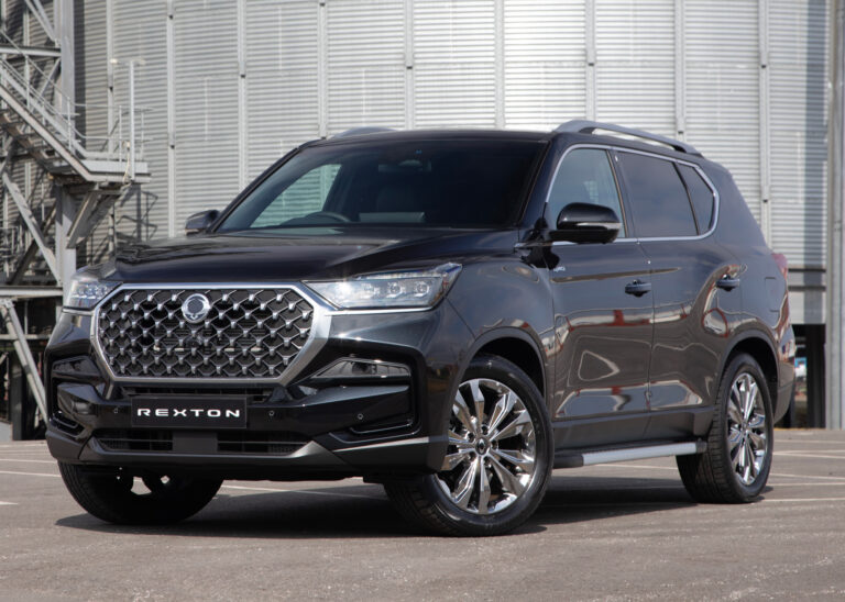SUV-nak álcázott haszongépjárművet hoz Európába a KGM