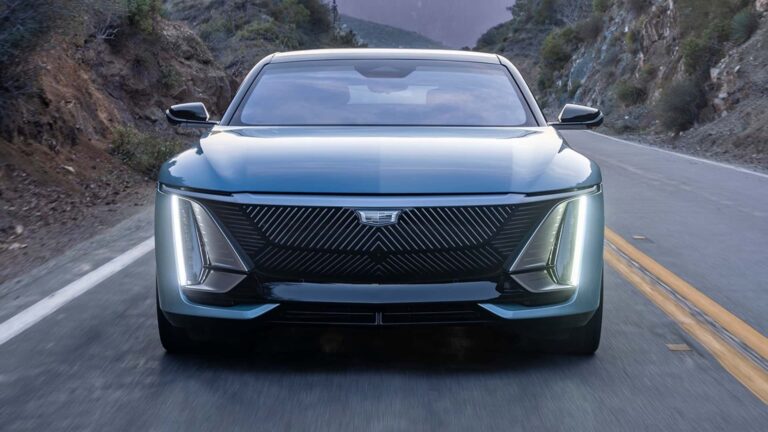 Alig akad vevő a Cadillac méregdrága csúcsmodelljére