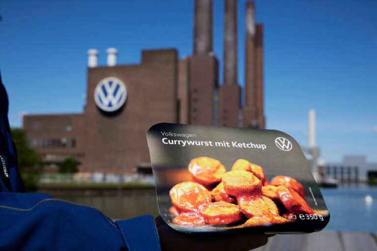A boltok polcaira kerül az ehető Volkswagen-termék: te kóstoltad már?