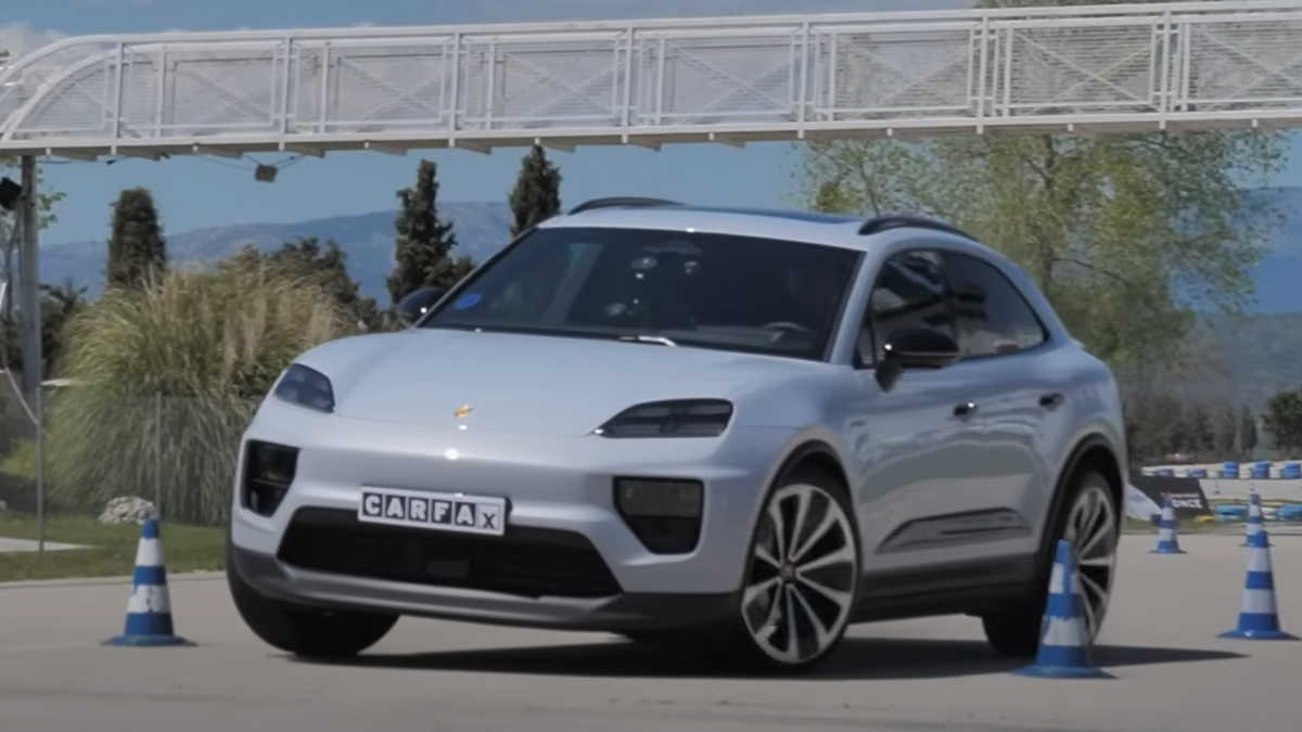 A németeknek sikerült? Íme a villany-SUV, ami nem bukik csúfosat a jávorszarvasteszten!