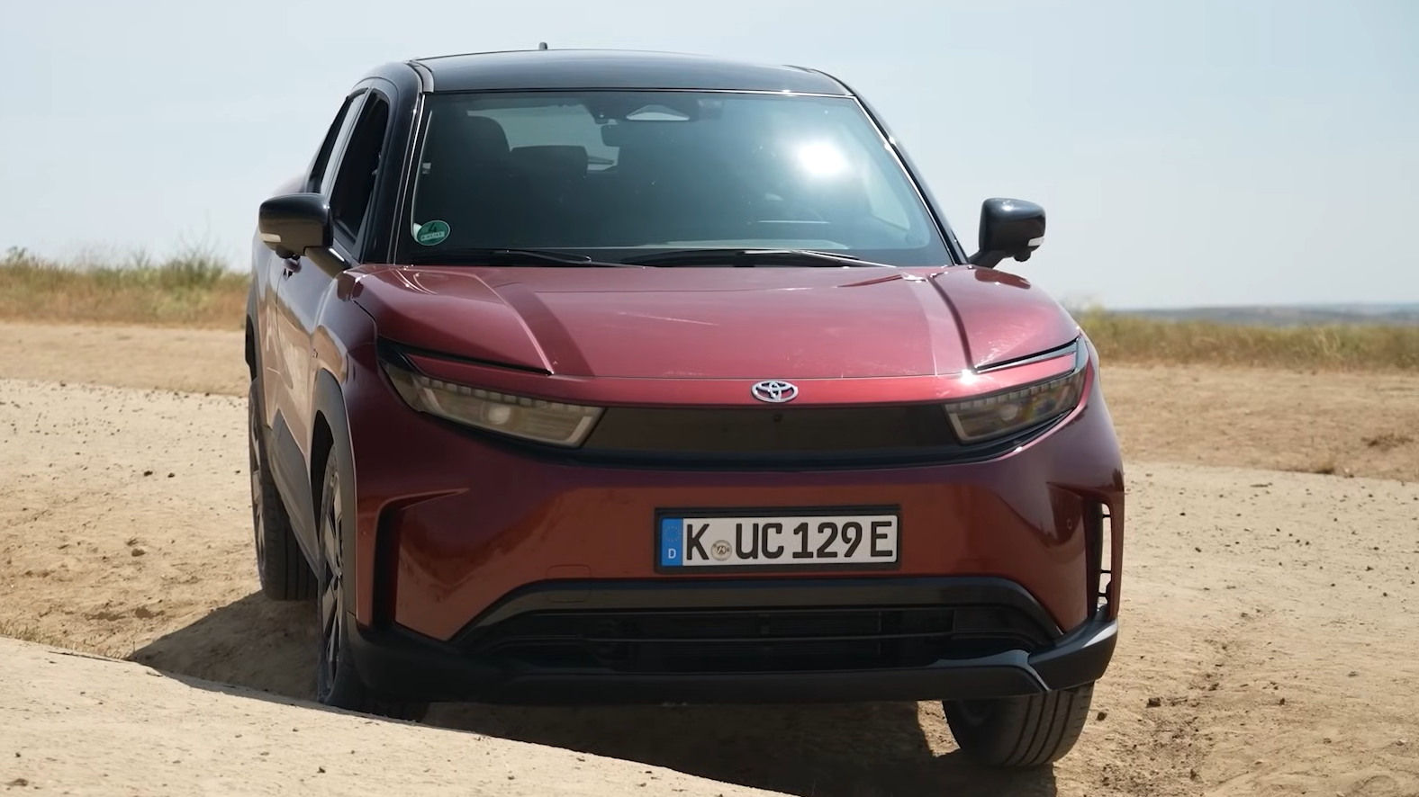 Videón a Toyota Vitarája: mire képes az Urban Cruiser?