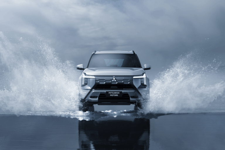 Ez nem csak átemblémázás! Bemutatkozott a legújabb Mitsubishi!