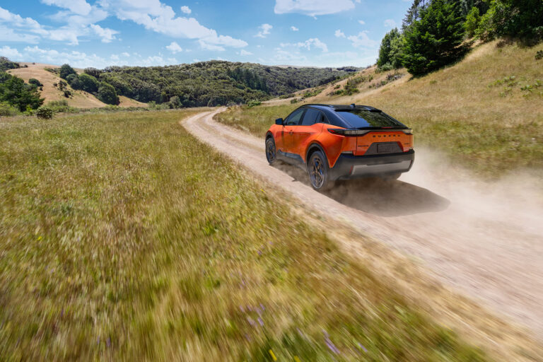 Három új modellt leplezett le egyszerre a Subaru!