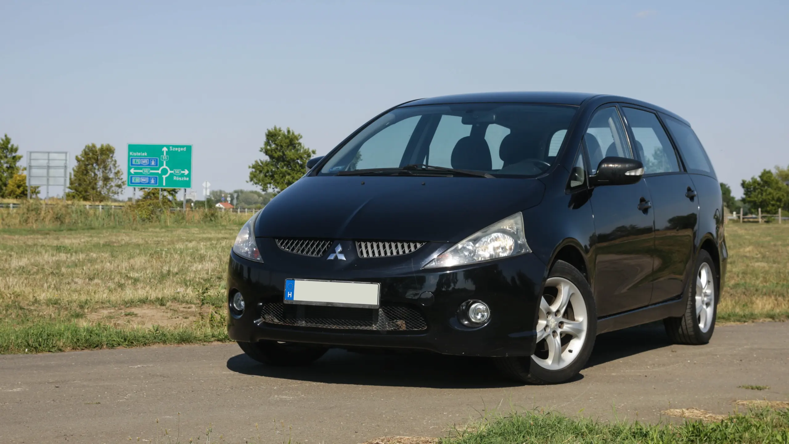 Japán családi autó, Volkswagen dízellel, fillérekért? Kipróbáltuk!