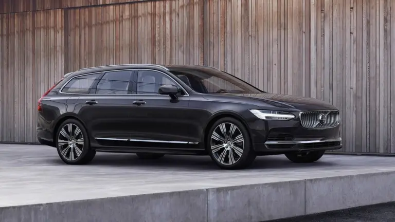 Nyugdíjazta legnagyobb kombiját a Volvo
