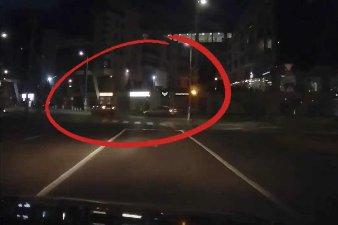A rendőrök orra előtt veszélyeztette mások életét a Toyota sofőrje