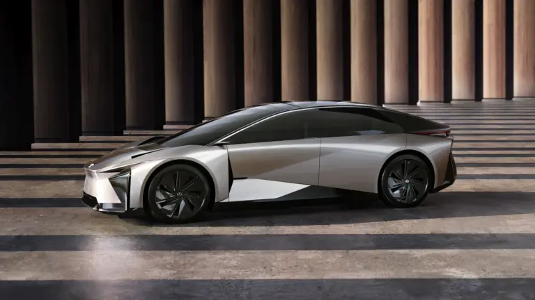 Elszólta magát a Lexus? Vadiúj modell érkezhet Európába!
