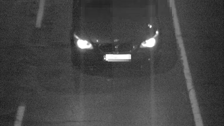 50 helyett 131 km/h a VÉDA alatt: mutatjuk, mennyi a bírság!