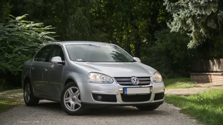 Amikor nem kell félni a Tiptronictól? - Volkswagen Jetta 1.6 használtteszt