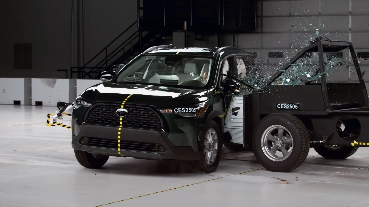 Így szerepelt a Toyota Corolla Cross a szigorúbb törésteszten!