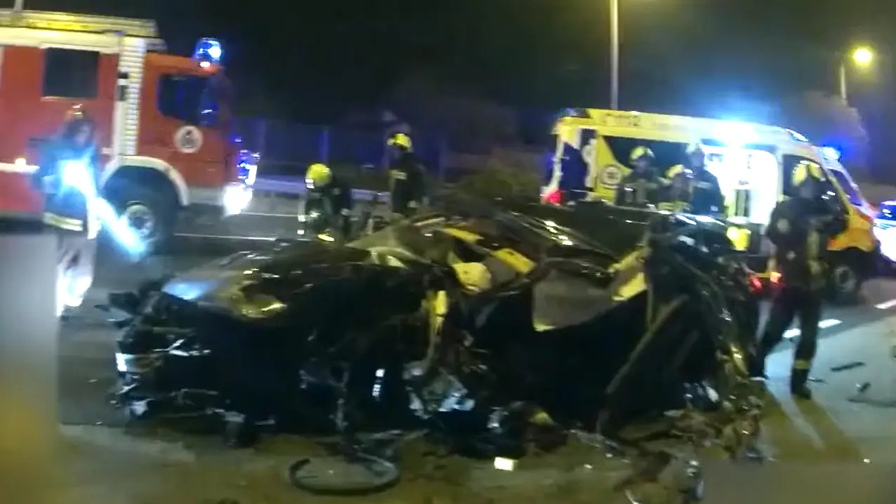 Videó: így próbálták megmenteni a rendőrök az M3 bevezetőn balesetezők életét!