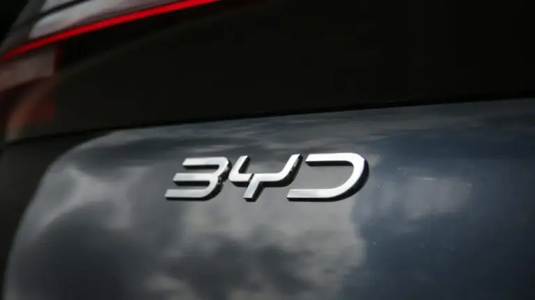Ezer új kereskedést nyit jövőre Európában a BYD!