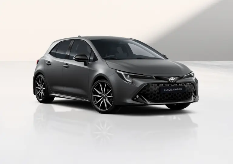 Sosem gyártott még ilyen autót Európában a Toyota! Ezért különleges az új Corolla!