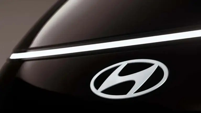 5,3 méter hosszú villanyautót hozhat Európába a Hyundai, íme az első fotó
