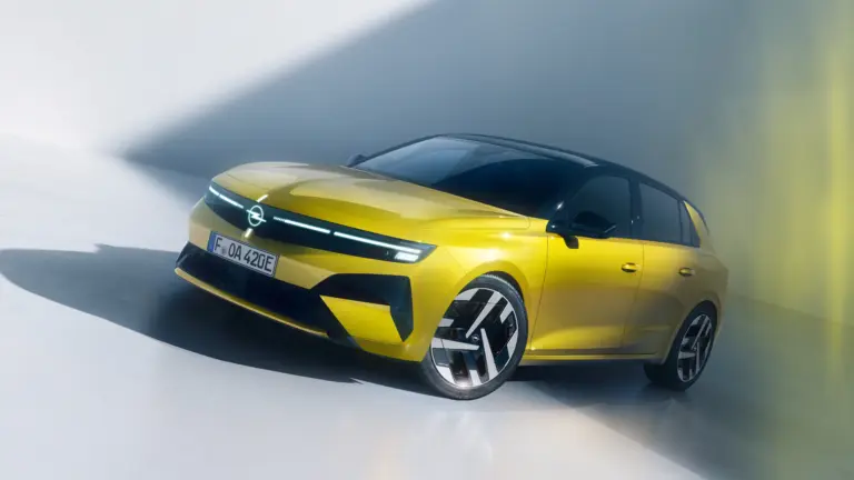 Íme a frissített Opel Astra!