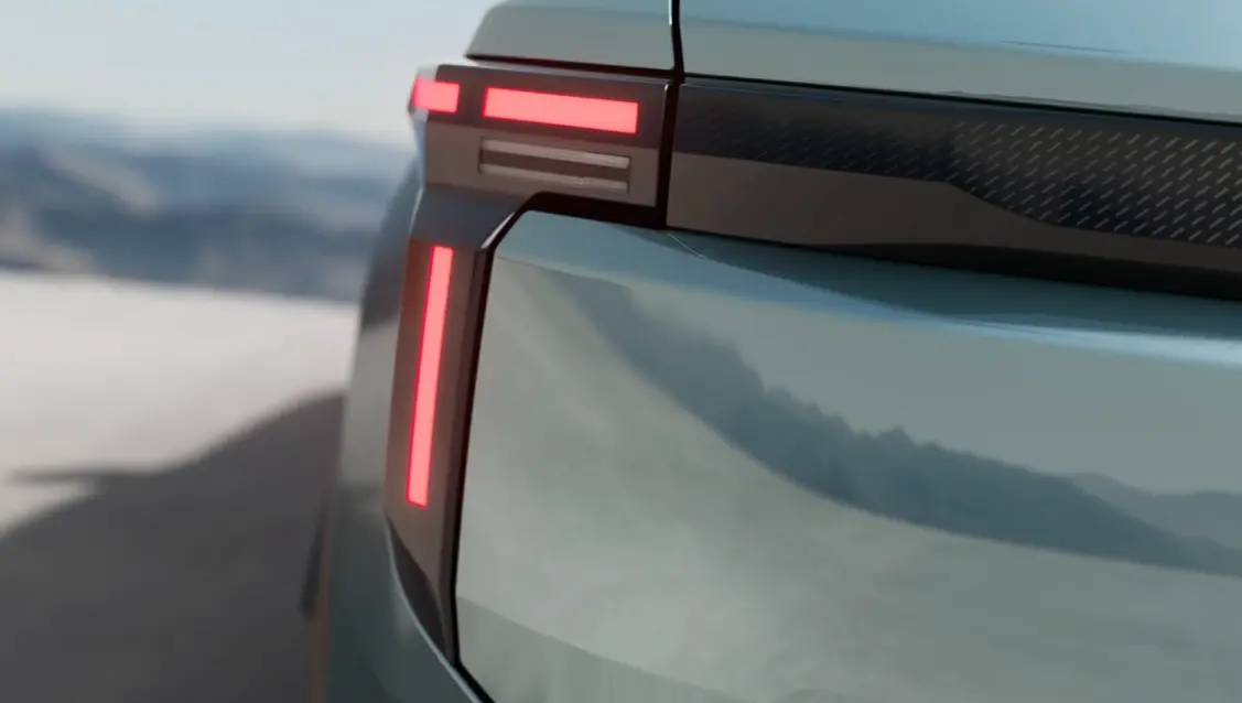 Itt az első videó a Dacia crossoveréről! Elárulták a nevét és a premier dátumát is!