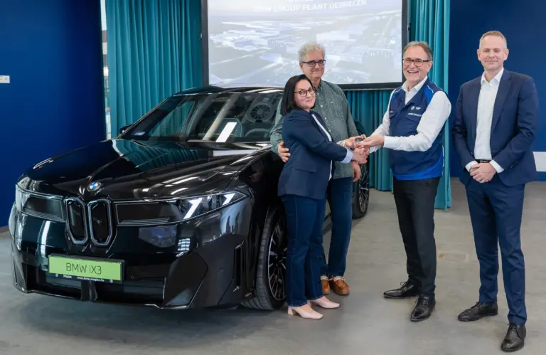 Stílusosan Debrecenben talált gazdára a magyar gyártású BMW modellek egyik első példánya