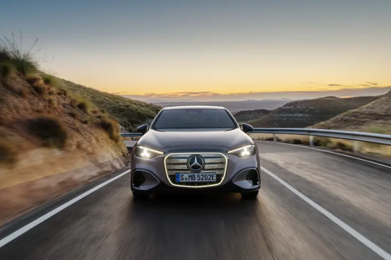 Bemutatkozott az új Mercedes C-osztály! Íme a legfontosabb részletek!