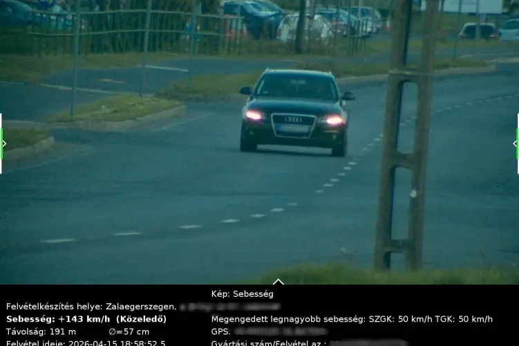 Hiába szólt a rendőrség a traffikról, mégis száguldozott, közel félmillió forintos bírság lett a vége!