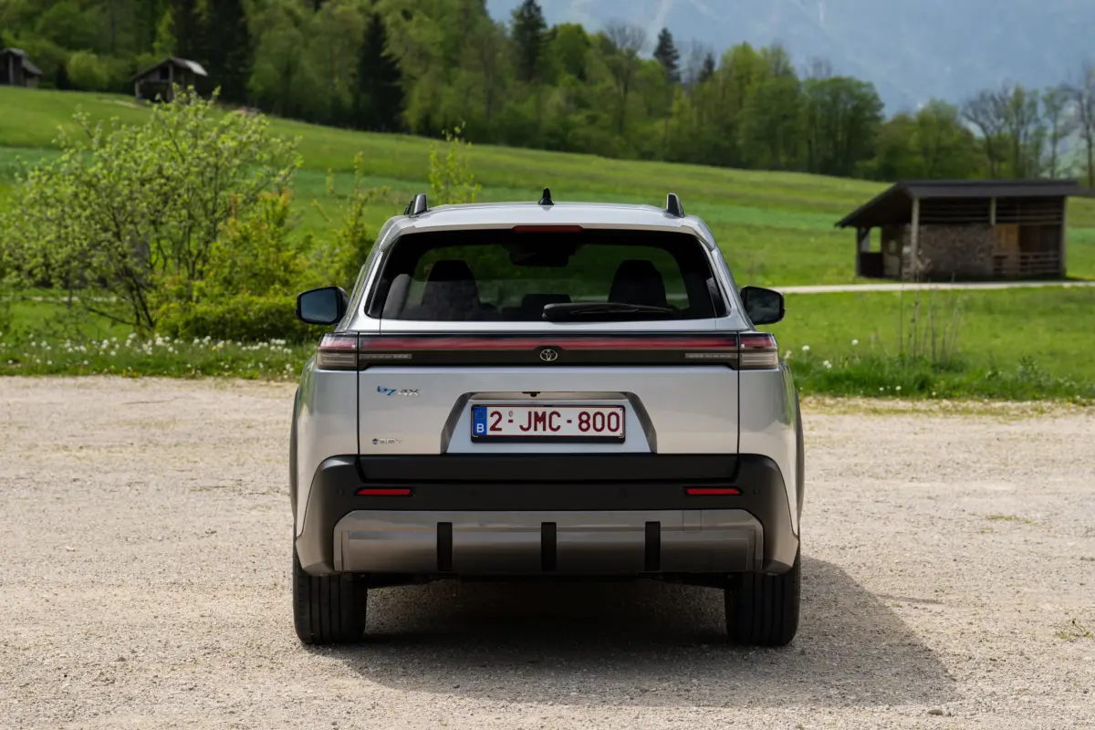 2026_Toyota bZ4X Touring_FWD_Ice Silver Metallic_static_007