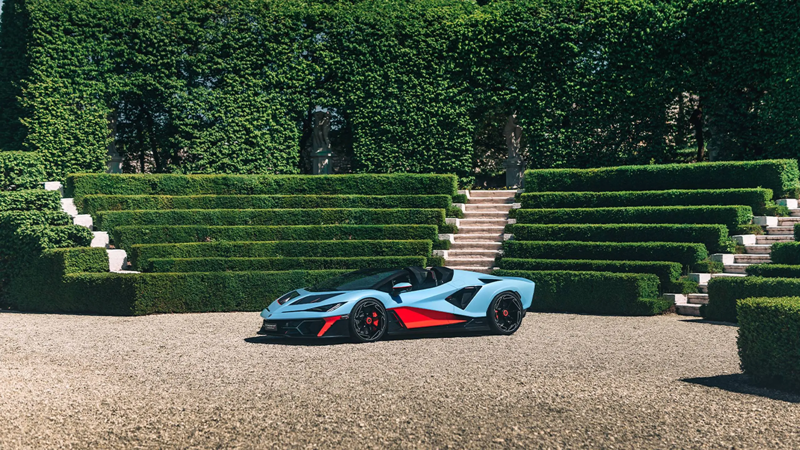 Ennyire gyors, nyitott tetős Lamborghini még nem volt!