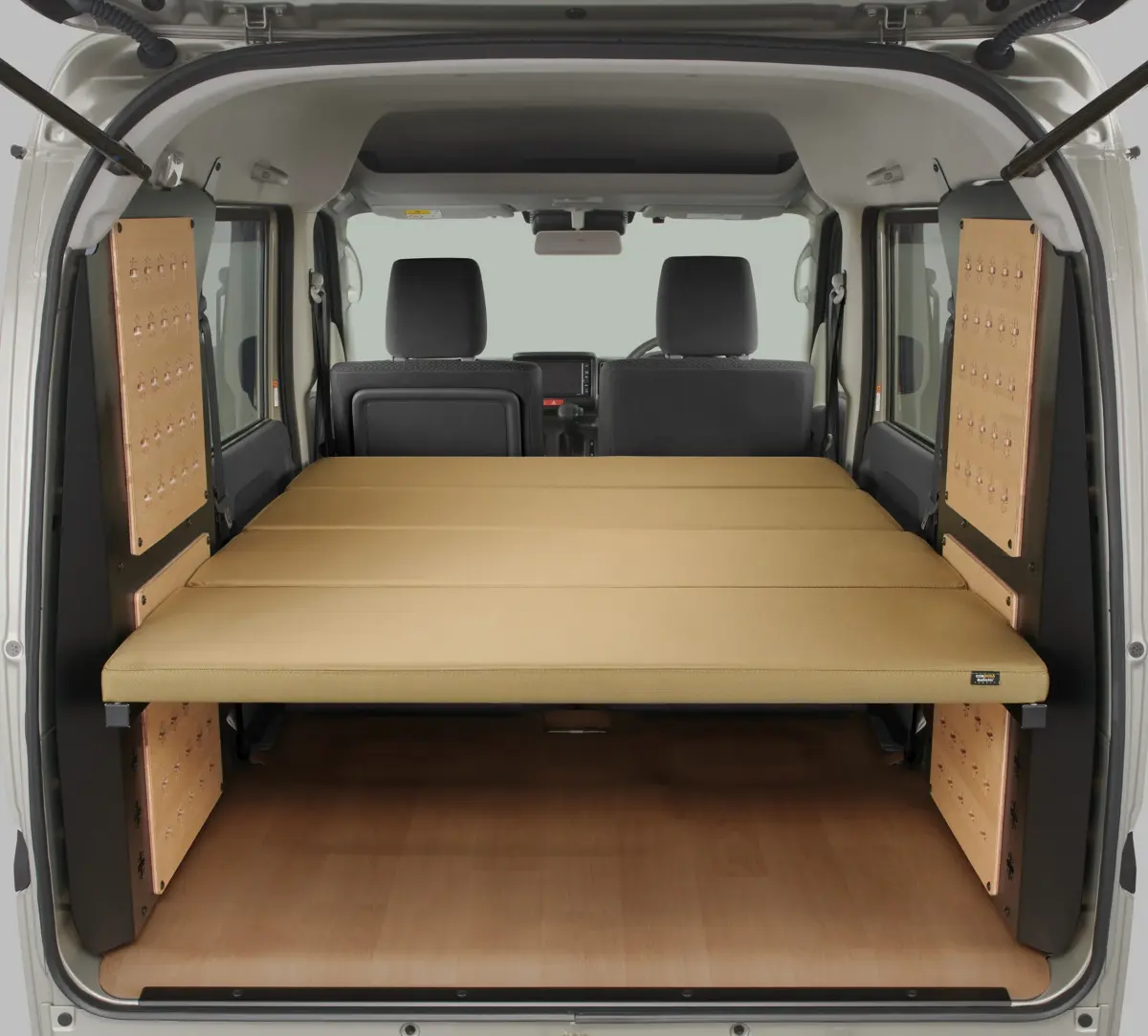 Nissan-Clipper-Van-Japan-5
