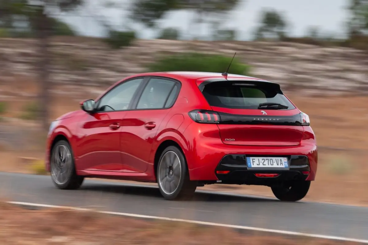 Peugeot-208-2020-1280-3faba8e175067a8744764069d581bf72cf