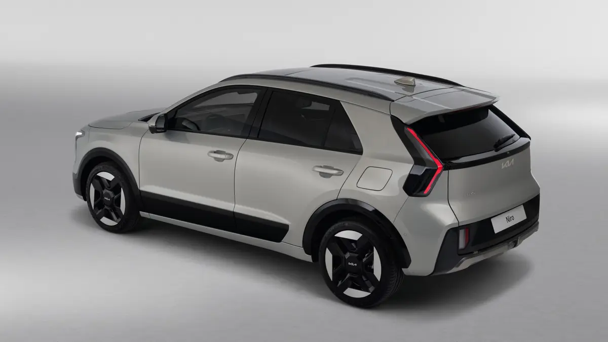 kia_niro_ivory_silver_static_digital_1920x1080-005