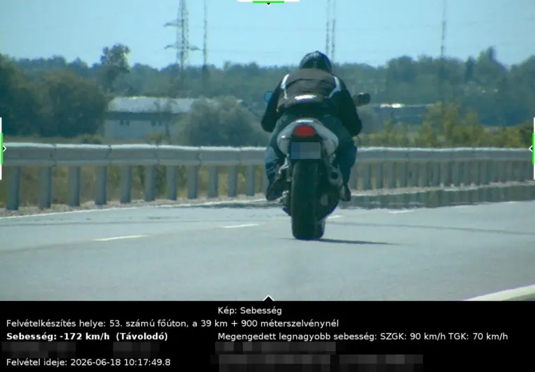 172 km/órával fotózta le a traffipax a motorost, komoly bírság lett a vége!