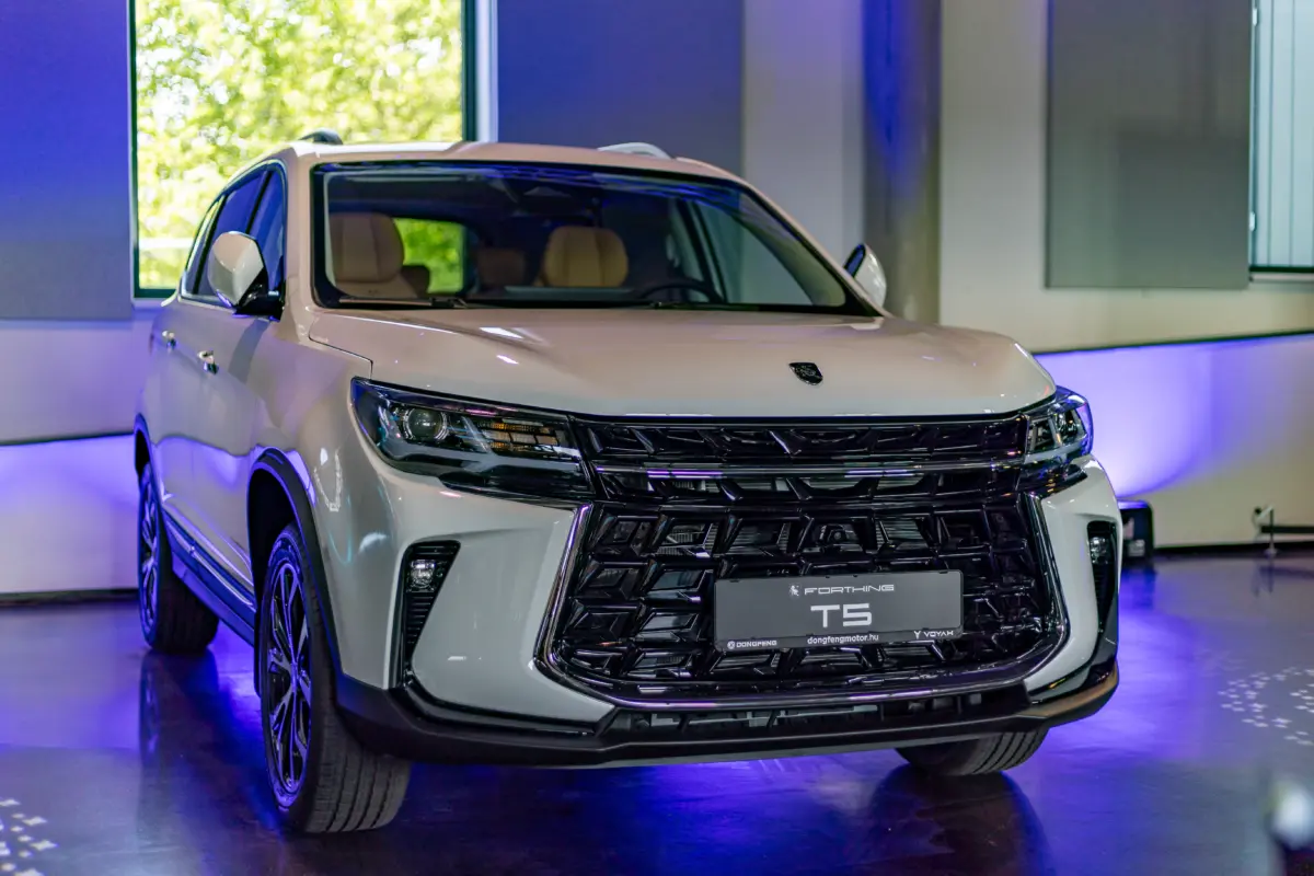 Dongfeng Forthing T5