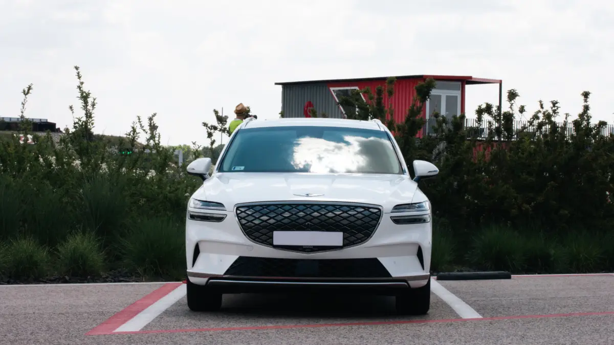 Genesis GV70 Electrified